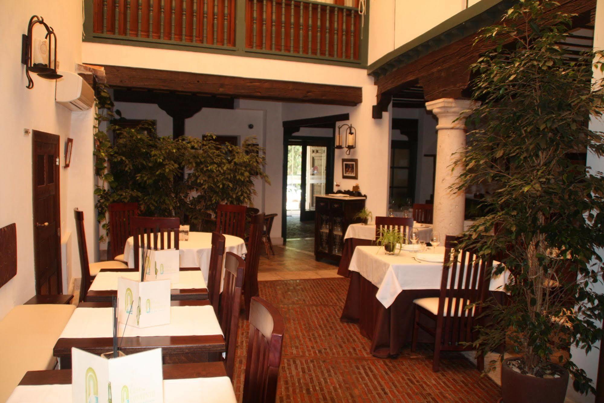 Hotel Spa La Casa Del Convento Chinchón Extérieur photo